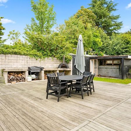 Springfield Rise Lodge - Rotorua Holiday Home Екстер'єр фото