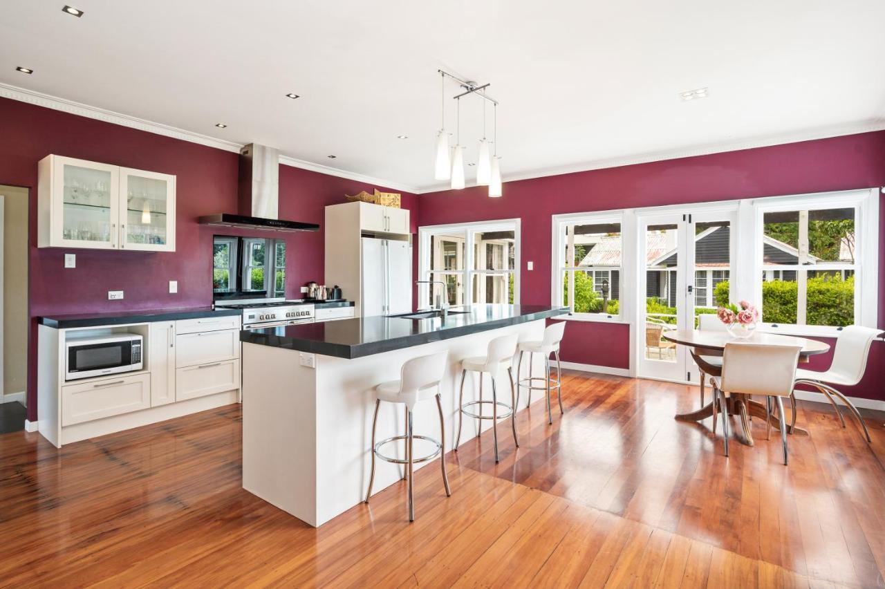 Springfield Rise Lodge - Rotorua Holiday Home Екстер'єр фото