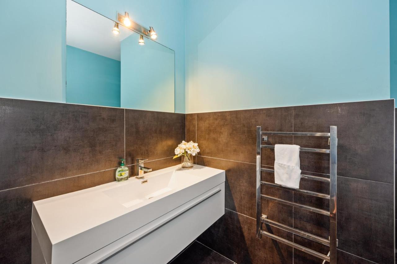 Springfield Rise Lodge - Rotorua Holiday Home Екстер'єр фото