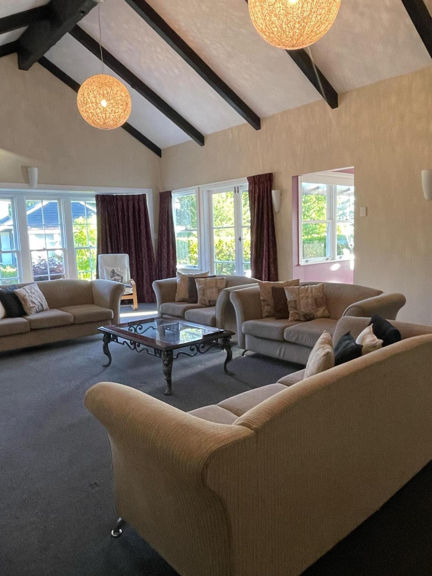 Springfield Rise Lodge - Rotorua Holiday Home Екстер'єр фото